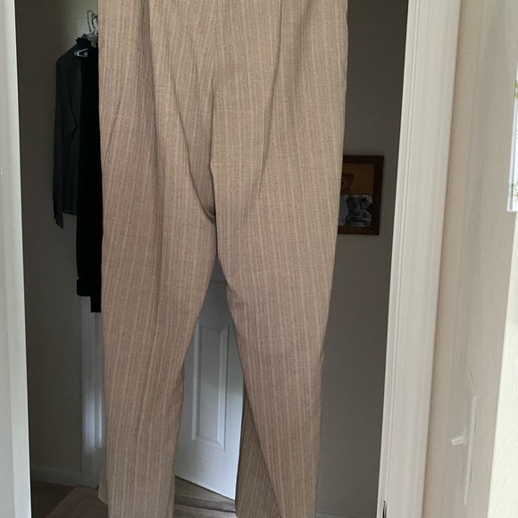 New East 5th new suit- ladies-sz 10 - Picture 8 of 16